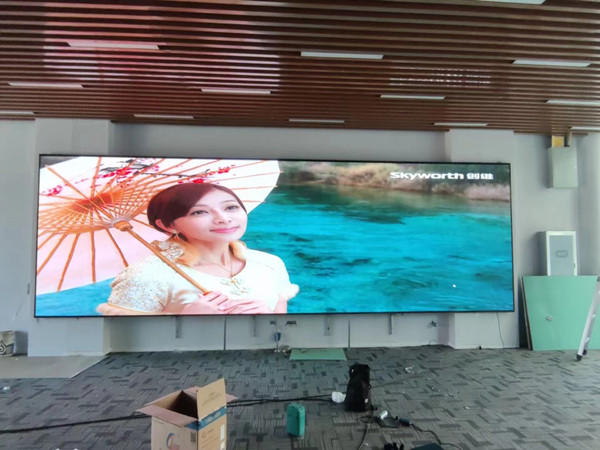 石狮P1.53led小间距屏安装案例